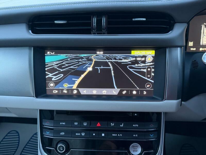 Jaguar XF Saloon Blue #37