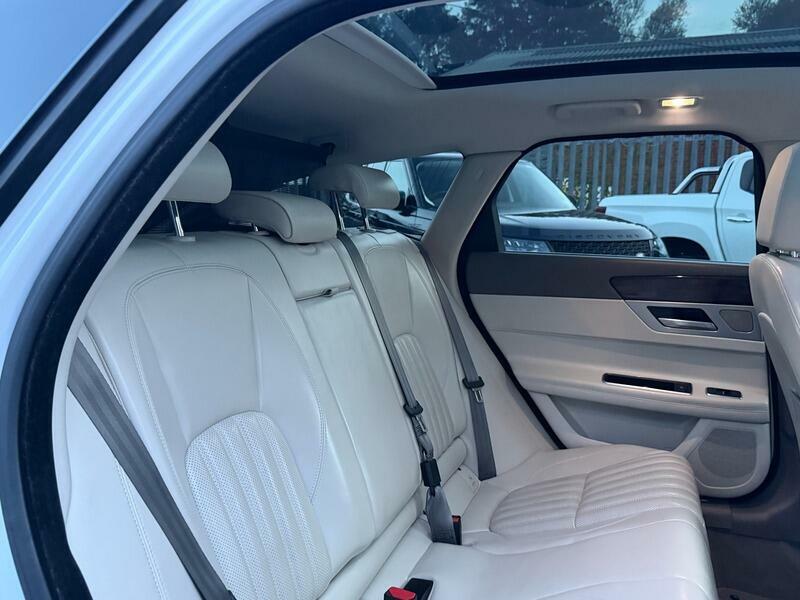 Jaguar XF Saloon Blue #62