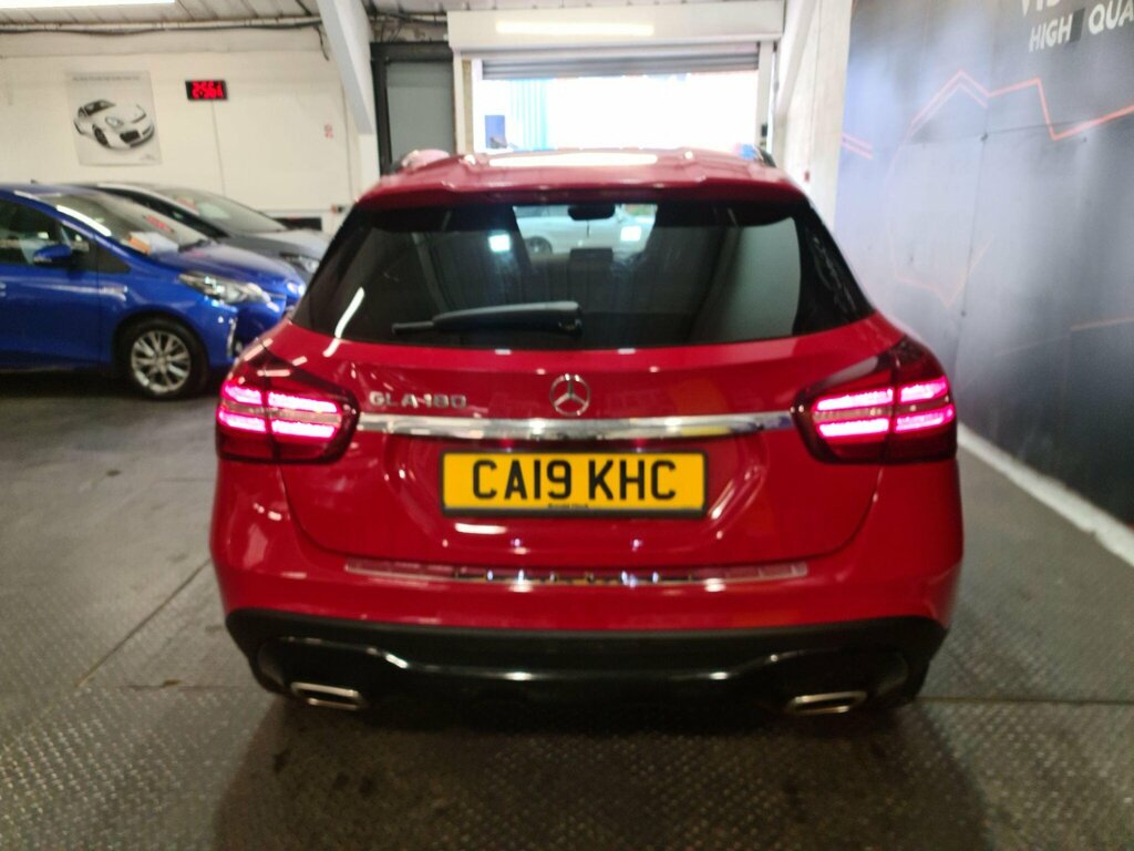 Mercedes-Benz GLA Class 1.6 Gla180 Urban Edition 7G-dct Euro 6 Ss Red #6
