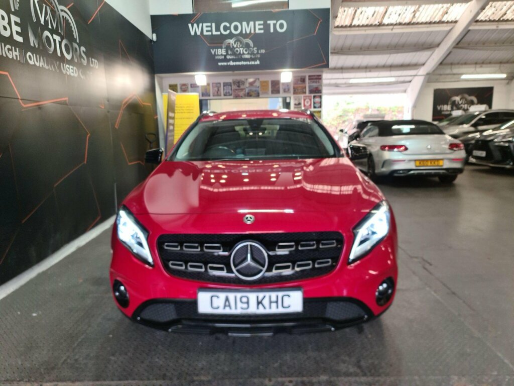 Mercedes-Benz GLA Class 1.6 Gla180 Urban Edition 7G-dct Euro 6 Ss Red #2