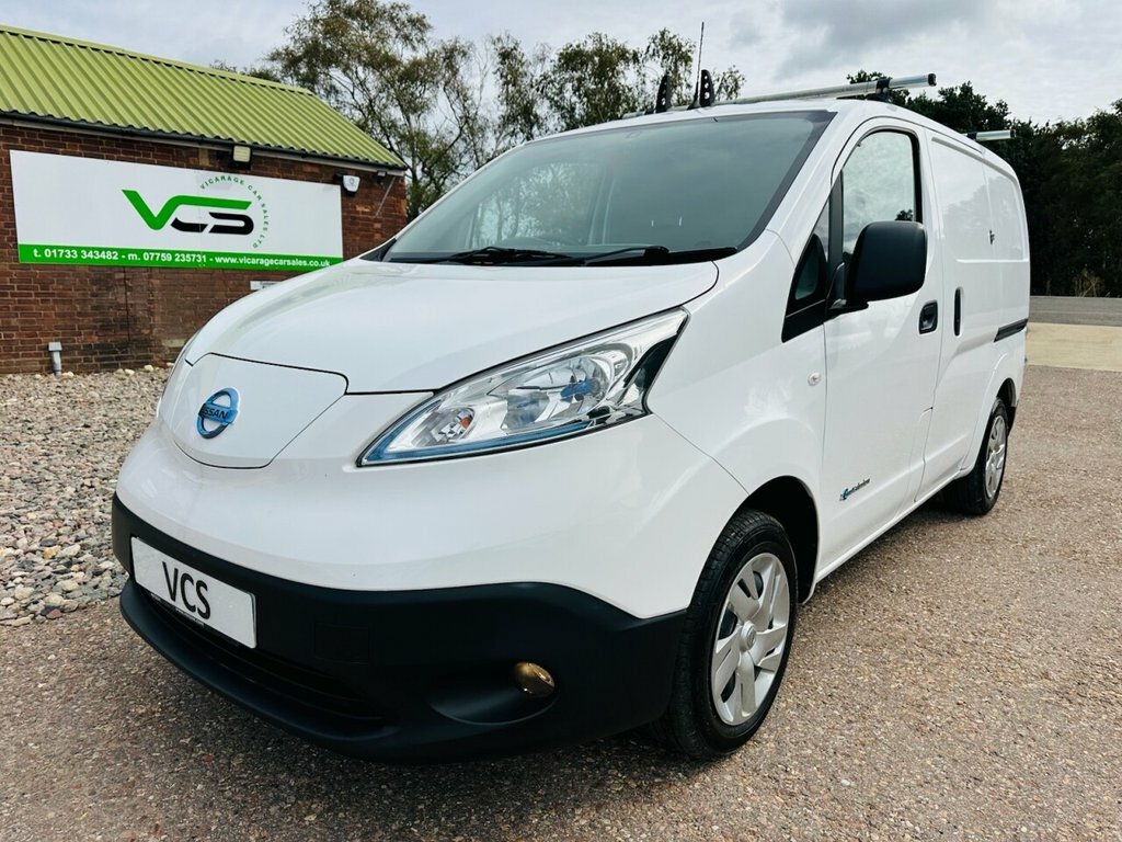 Nissan e-NV200 Mpv White #3