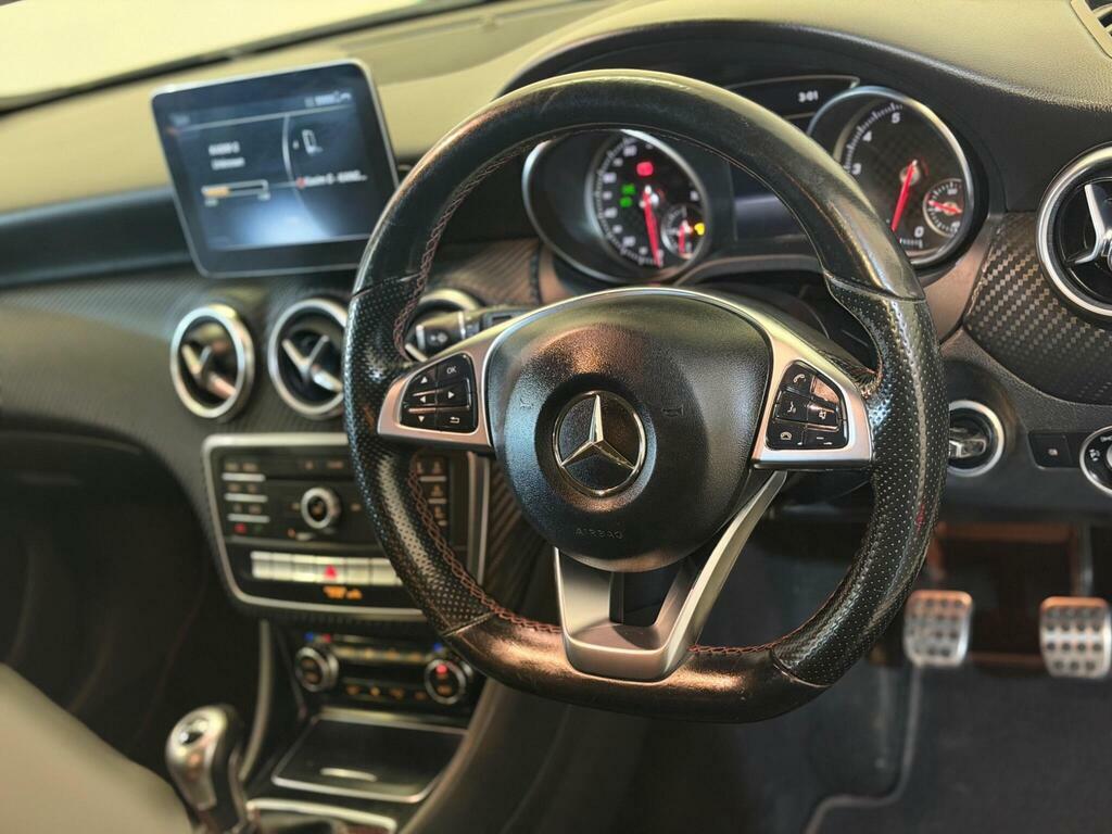 Mercedes-Benz A Class 1.6 A160 Amg Line Euro 6 S S White #3