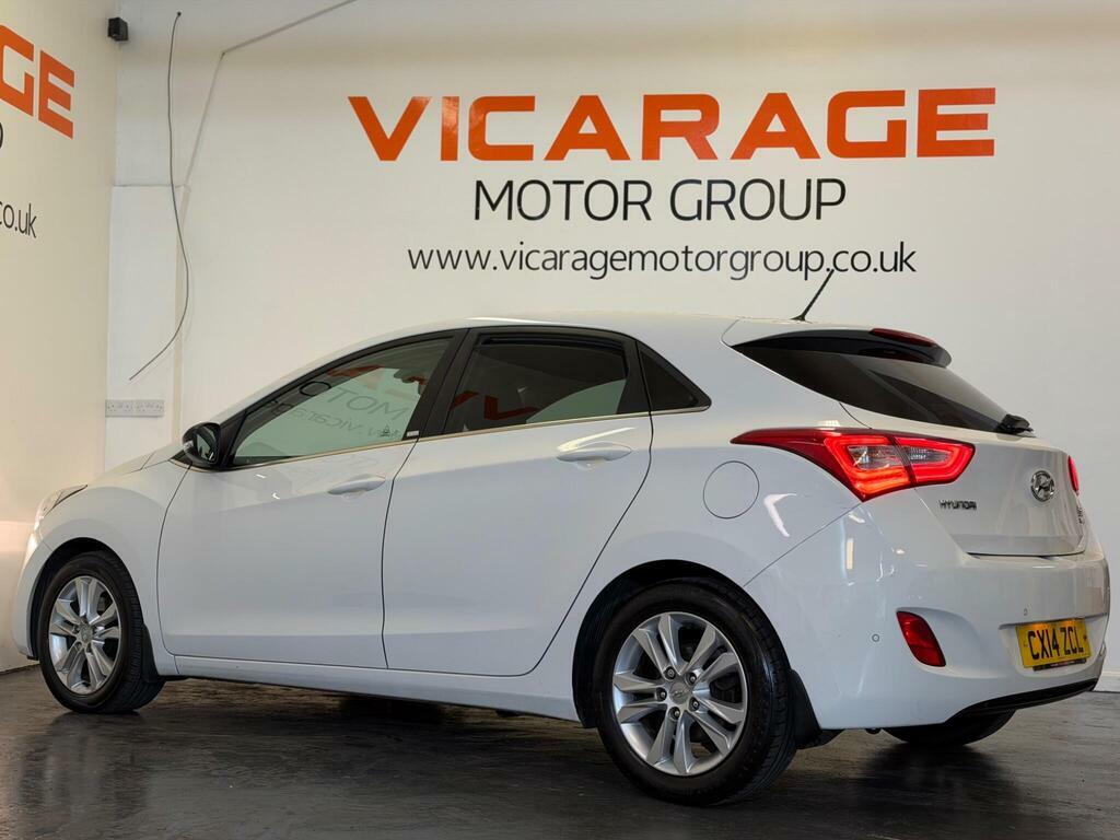 Hyundai I30 1.6 Crdi Se Euro 5 White #3