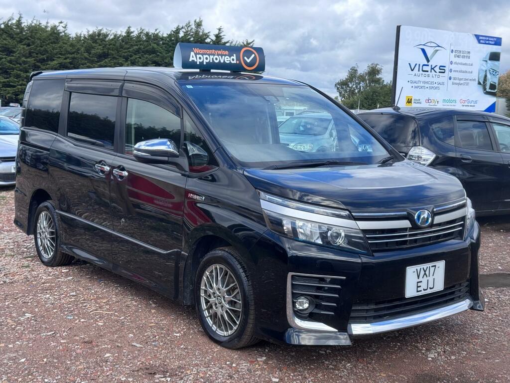 Toyota Voxy 1.8 Black #22