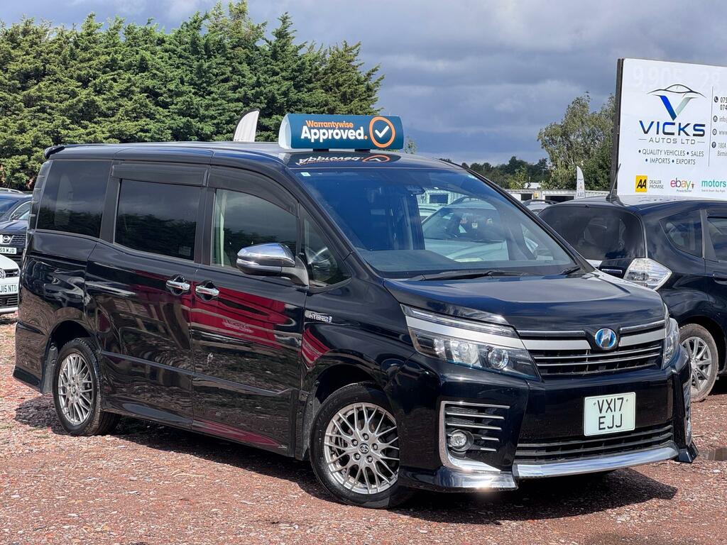 Toyota Voxy 1.8 Black #24