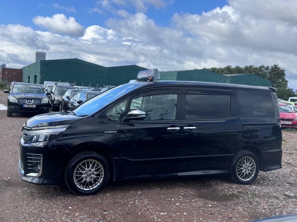 Toyota Voxy 1.8 Vvt-h Hybrid Mpv Cvt 7 Seats Black #5