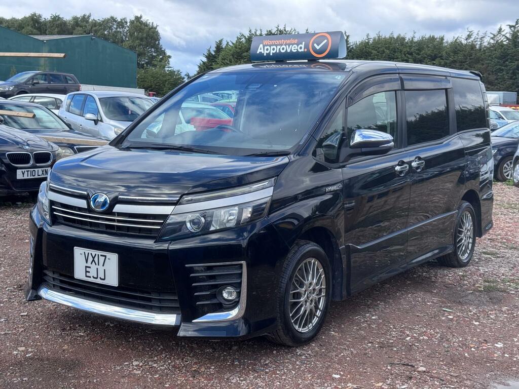 Toyota Voxy 1.8 Black #23