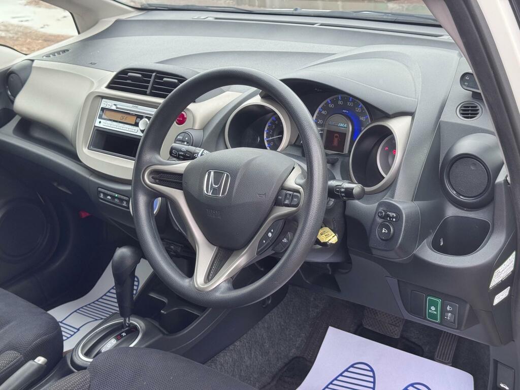 Honda Jazz 1.3H Ima Hs-t Cvt Euro 5 White #4