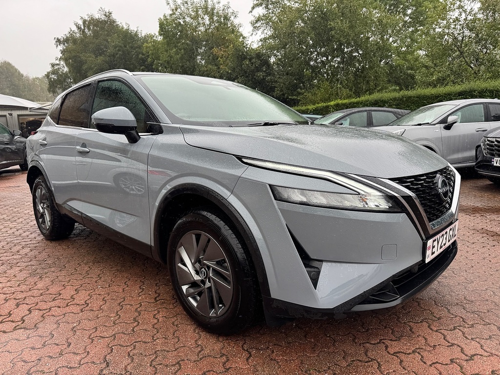 Nissan Qashqai Dig-t Mhev Acenta Premium Glass Roof Grey
