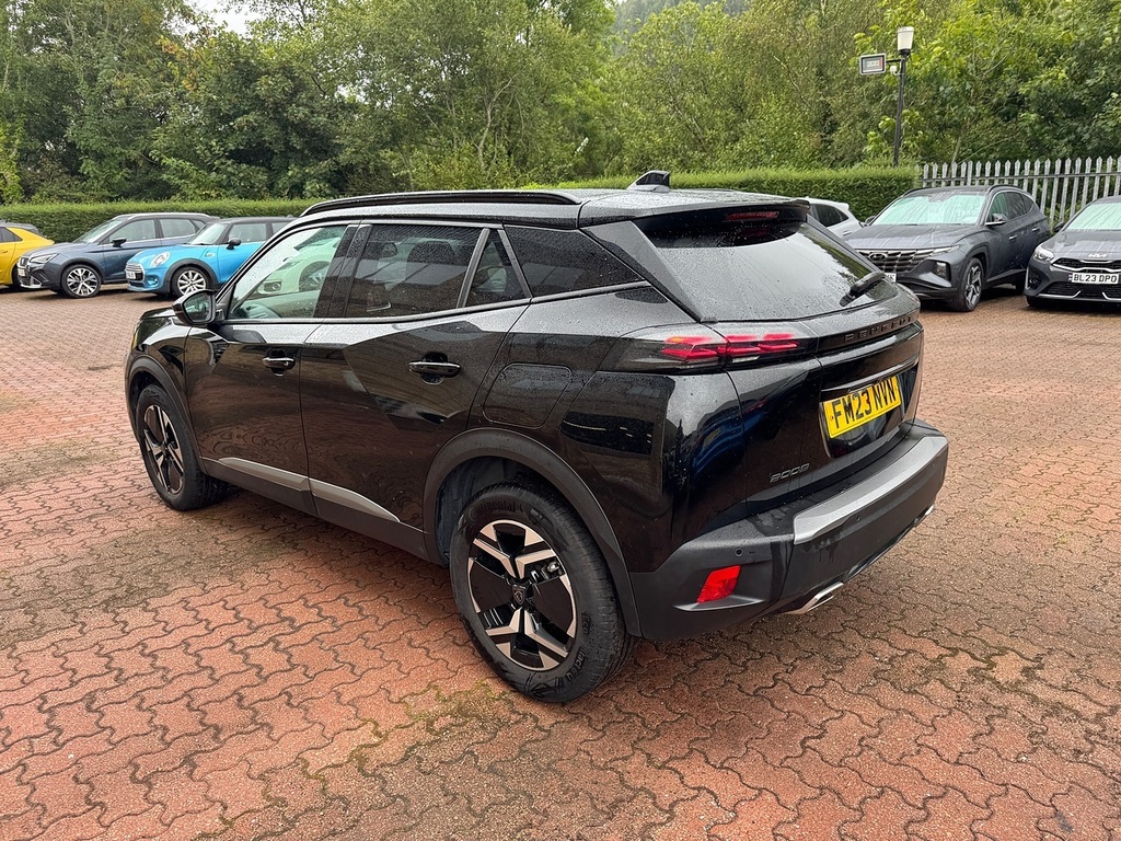 Peugeot 2008 Puretech Ss Allure Premium Plus FM23NVN Black #3