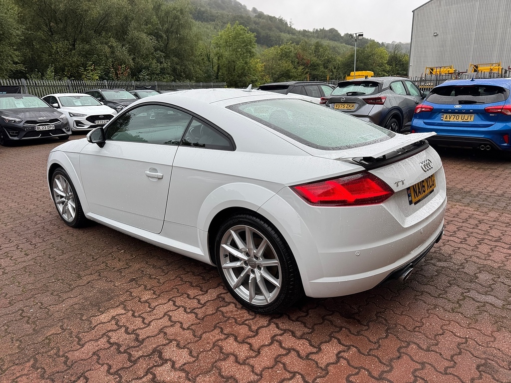 Audi TT Tdi Ultra Sport White #3