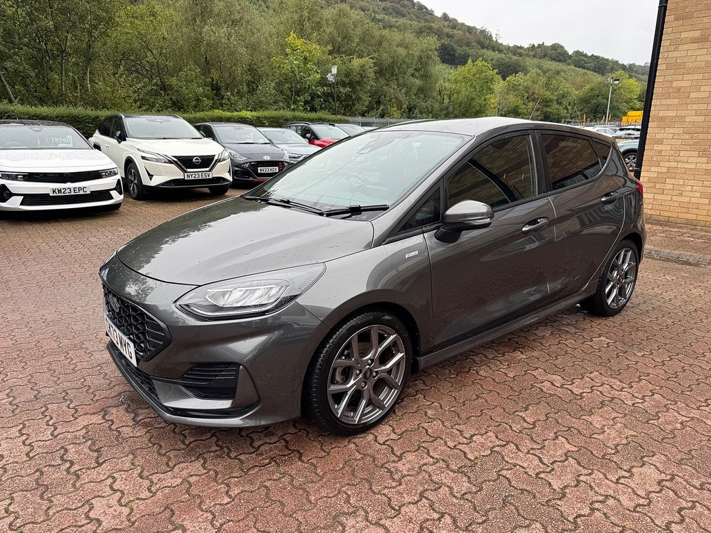 Ford Fiesta 1.0 Ecoboost Titanium Black #4