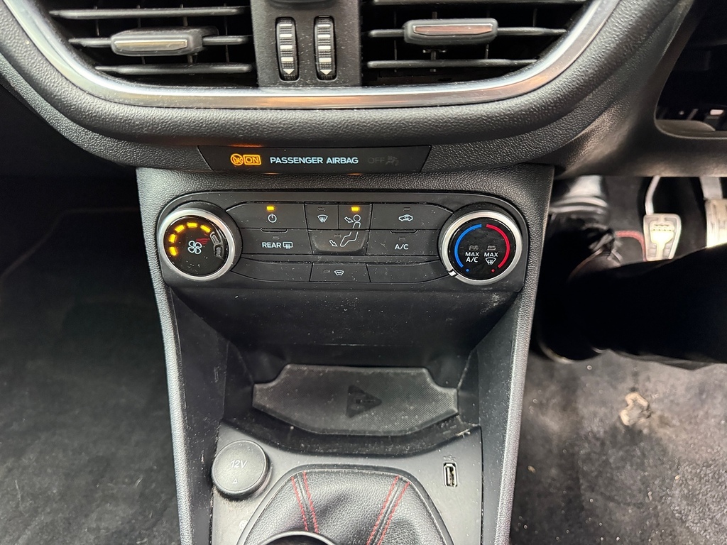 Ford Fiesta 1.0 Ecoboost Titanium Black #14