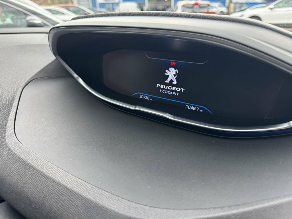 Peugeot 5008 Hatchback Black #16