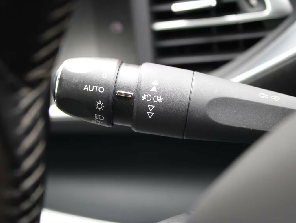 Peugeot 308 Tech Edition Black #11