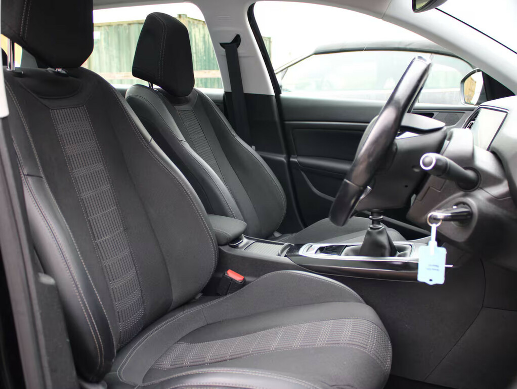 Peugeot 308 Tech Edition Black #7