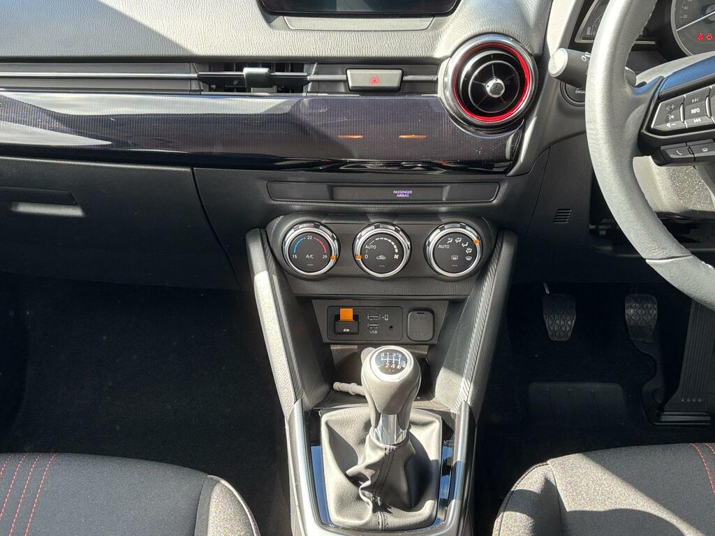 Mazda 2 1.5I Hybrid Homura Cvt Grey #26