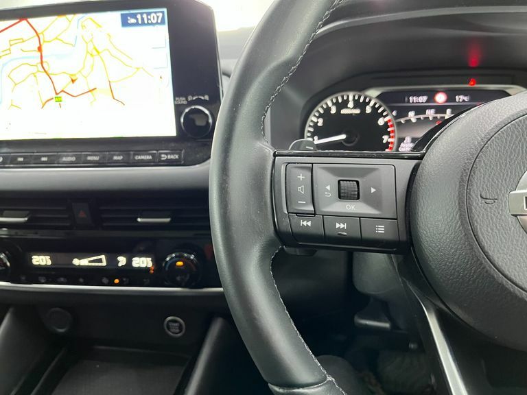 Nissan Qashqai 1.3 Dig-t Mh N-connecta Grey #38