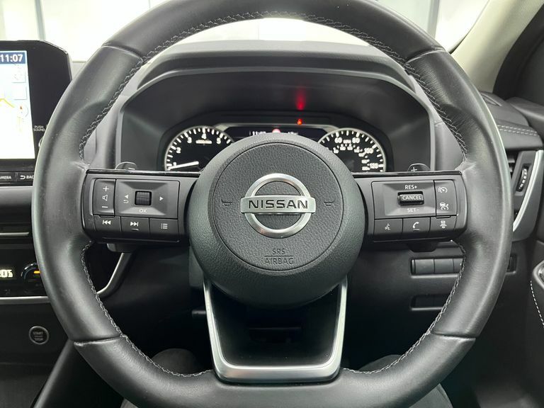 Nissan Qashqai 1.3 Dig-t Mh N-connecta Grey #37