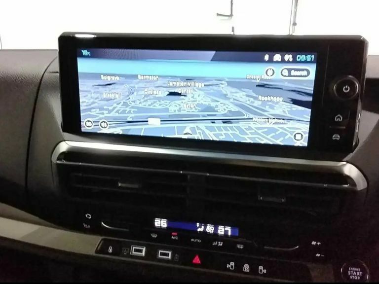 Peugeot e-Traveller Mpv Black #4
