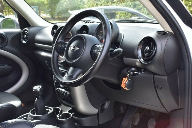 Mini Countryman Hatchback Blue #13