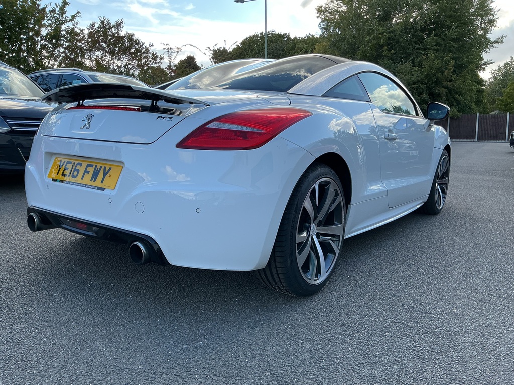 Peugeot RCZ Gt White #30