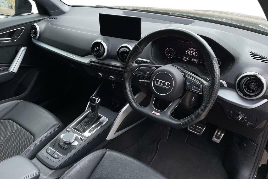 Audi Q2 Audi Q2 Black Edition 35 Tfsi 150 Ps S Tronic Black #6