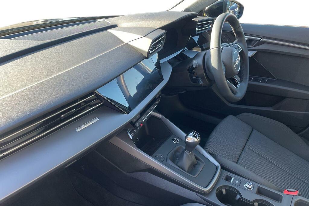 Audi A3 Audi A3 Sportback Sport 30 Tfsi 116 Ps 6-Speed SF74ZRP Black #2