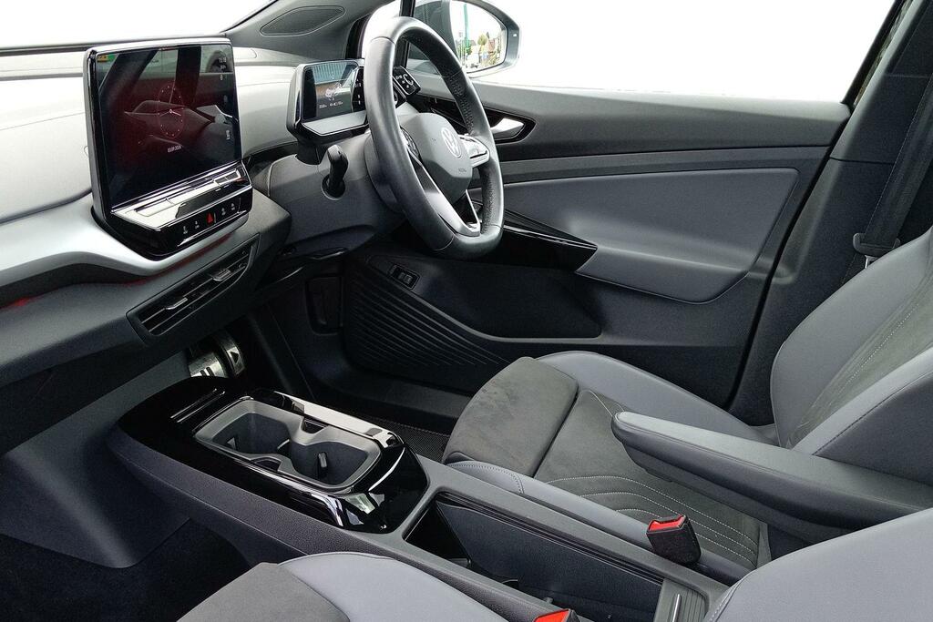 Volkswagen ID.5 Volkswagen Id.5 Tech 77Kwh Pro 174Ps 1-Speed Black #2