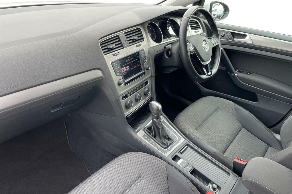 Volkswagen Golf Volkswagen Golf 1.6 Tdi Bluemotion Tech Match Edit White #2