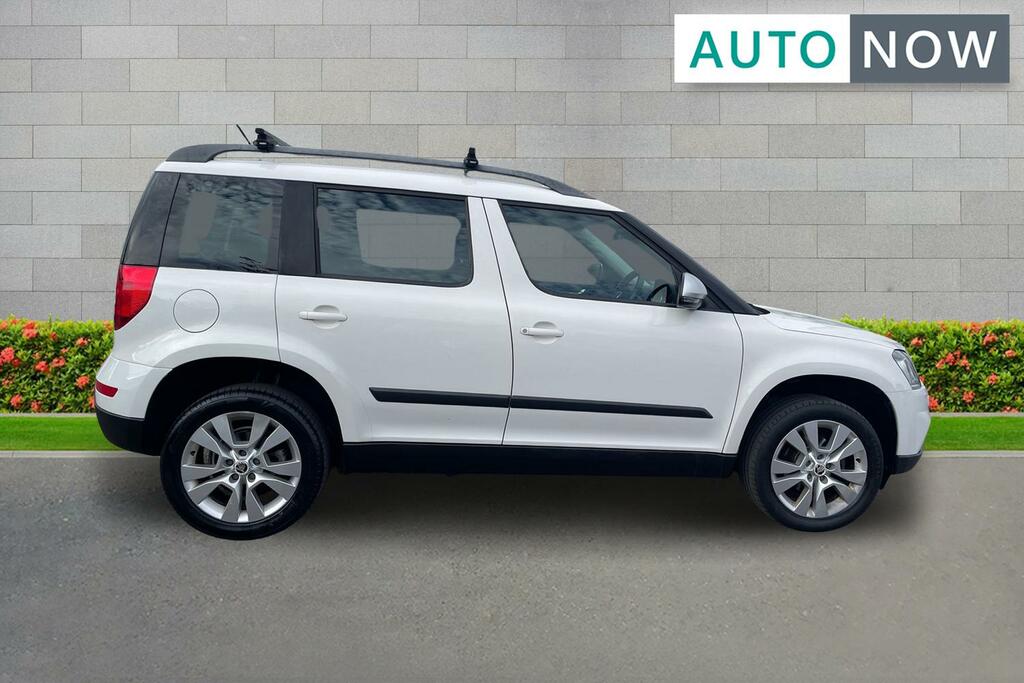 Skoda Yeti Skoda Yeti 1.2 Tsi Se L Outdoor Dsg Eur White #4