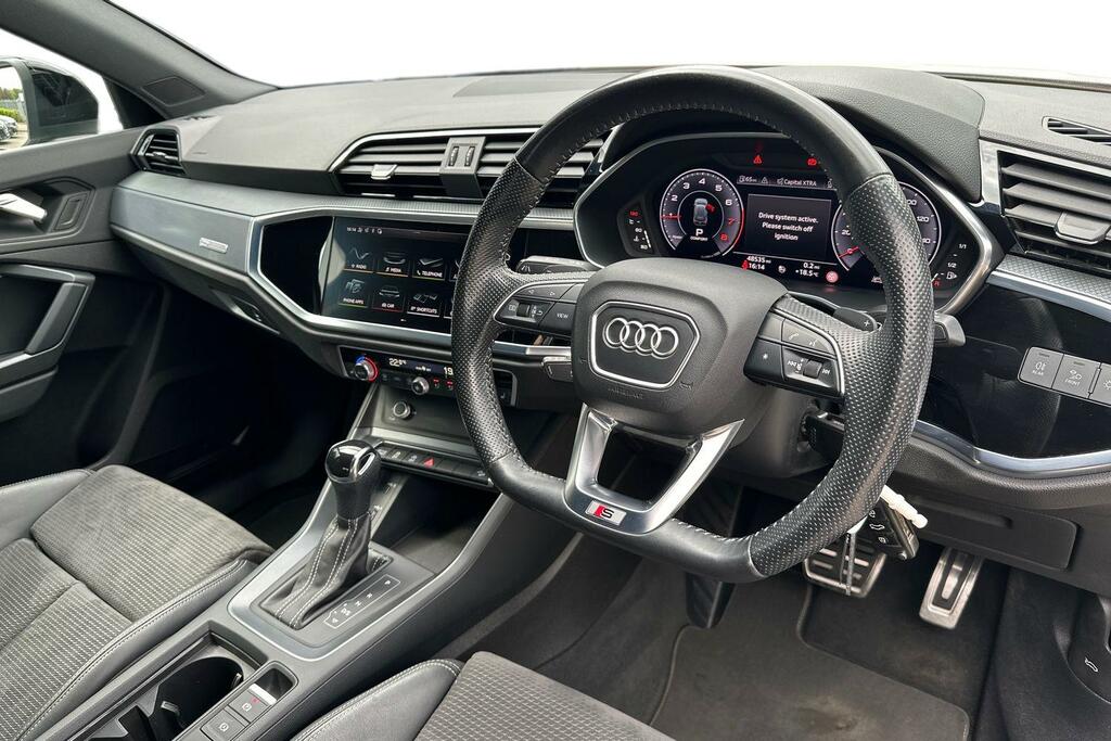 Audi Q3 Audi Q3 Edition 1 35 Tfsi 150 Ps S Tronic White #6