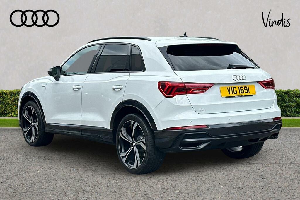 Audi Q3 Audi Q3 Edition 1 35 Tfsi 150 Ps S Tronic White #3