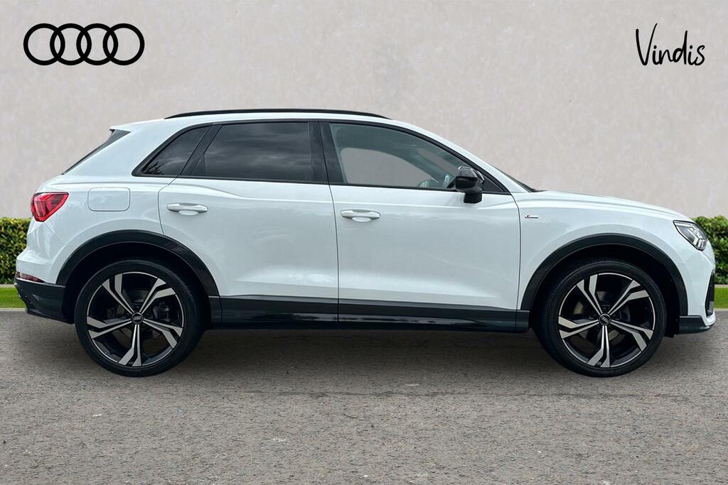 Audi Q3 Audi Q3 Edition 1 35 Tfsi 150 Ps S Tronic White #4