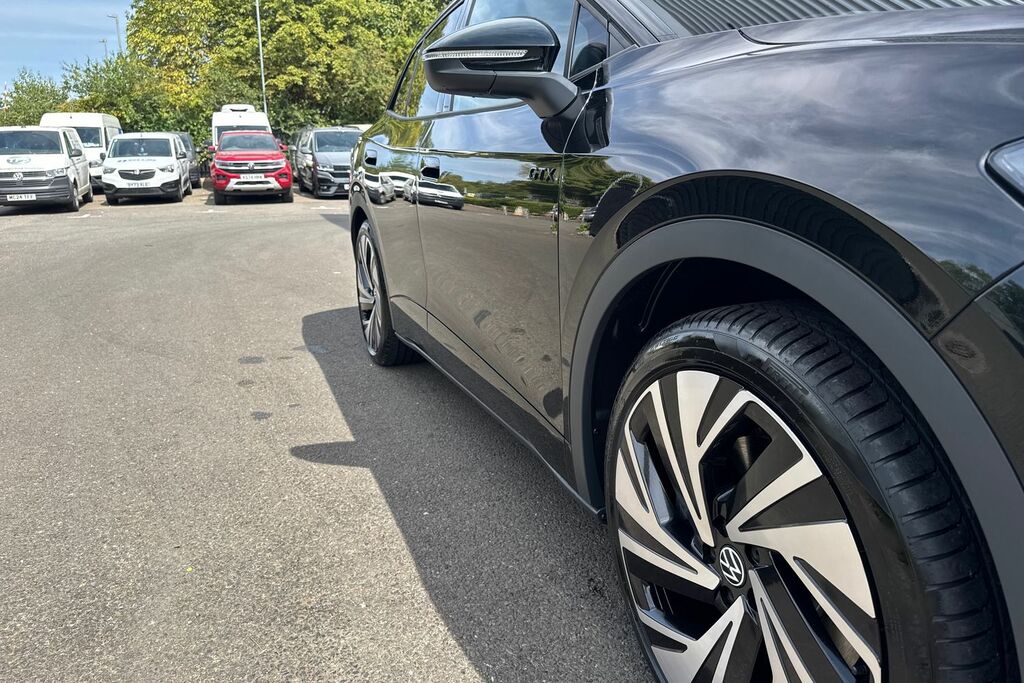 Volkswagen ID.4 Match Pro Black #22