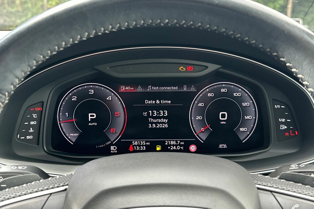 Audi Q7 3L Black Edition Black #21