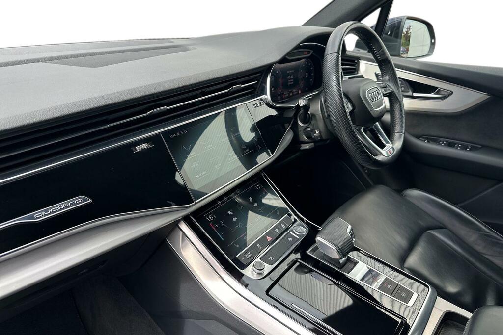 Audi Q7 3L Black Edition Black #2
