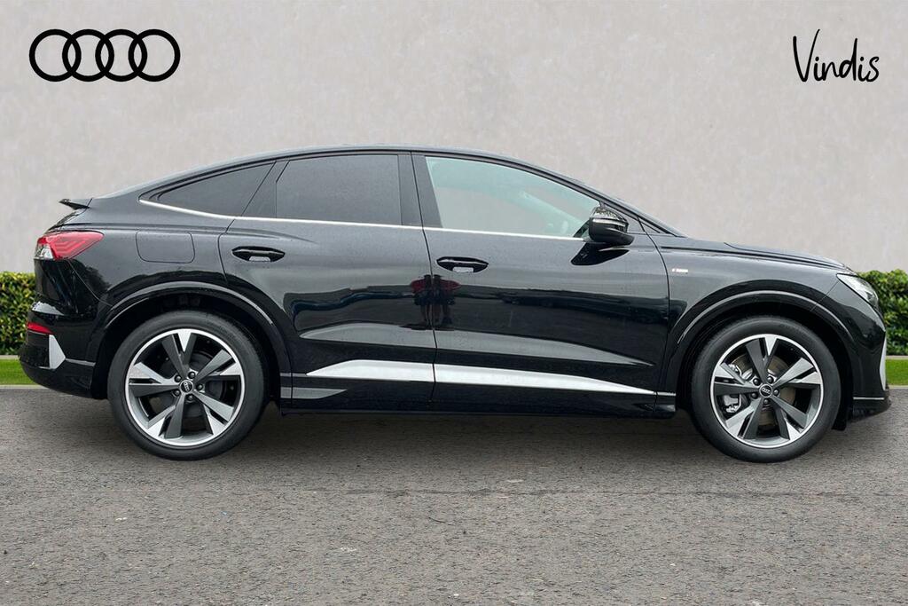 Audi Q4 E Tron Audi Q4 E-tron Sportback 210Kw Performance 82Kwh S Black #4