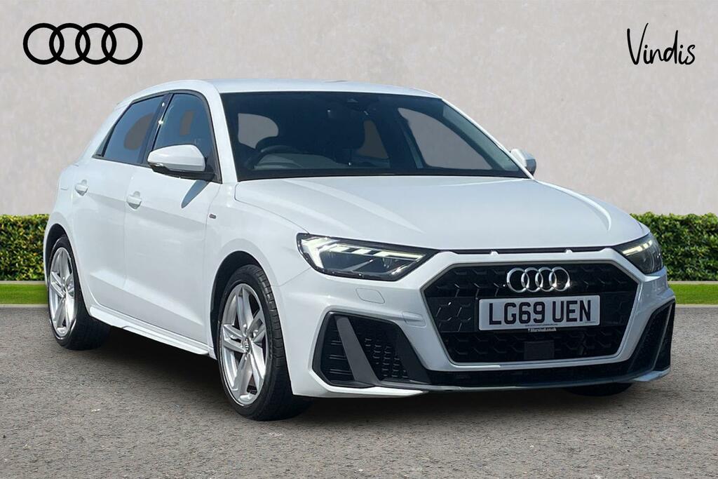 Audi A1 30 Tfsi Se Red #1