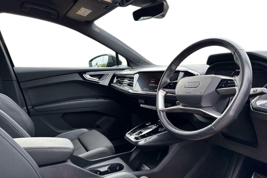 Audi Q4 E Tron Audi Q4 E-tron S Line 40 150,00 Kw Black #6