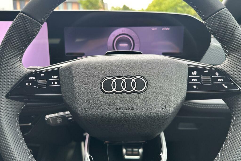 Audi A6 270Kw Performance 100Kwh S Line 2026 Black #29