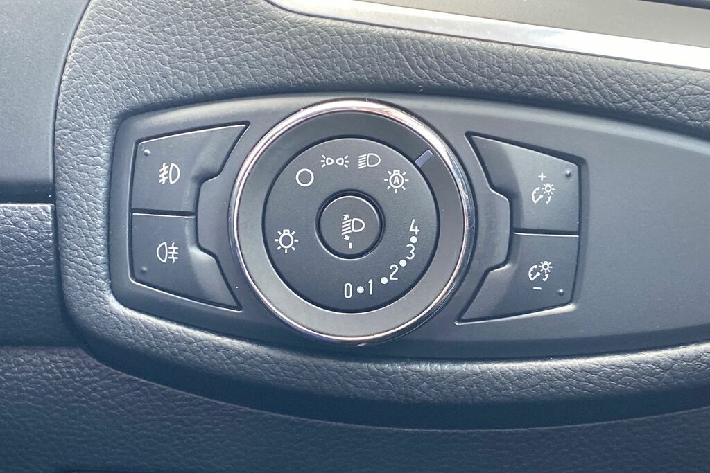 Ford S-Max Mpv 2.0 Tdci Titanium Euro 6 Ss 201767 Silver #22