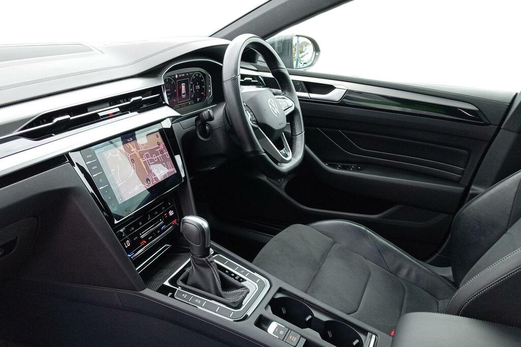 Volkswagen Arteon Volkswagen Arteon Shooting Brake R-line 2.0 Tdi 20 Grey #2