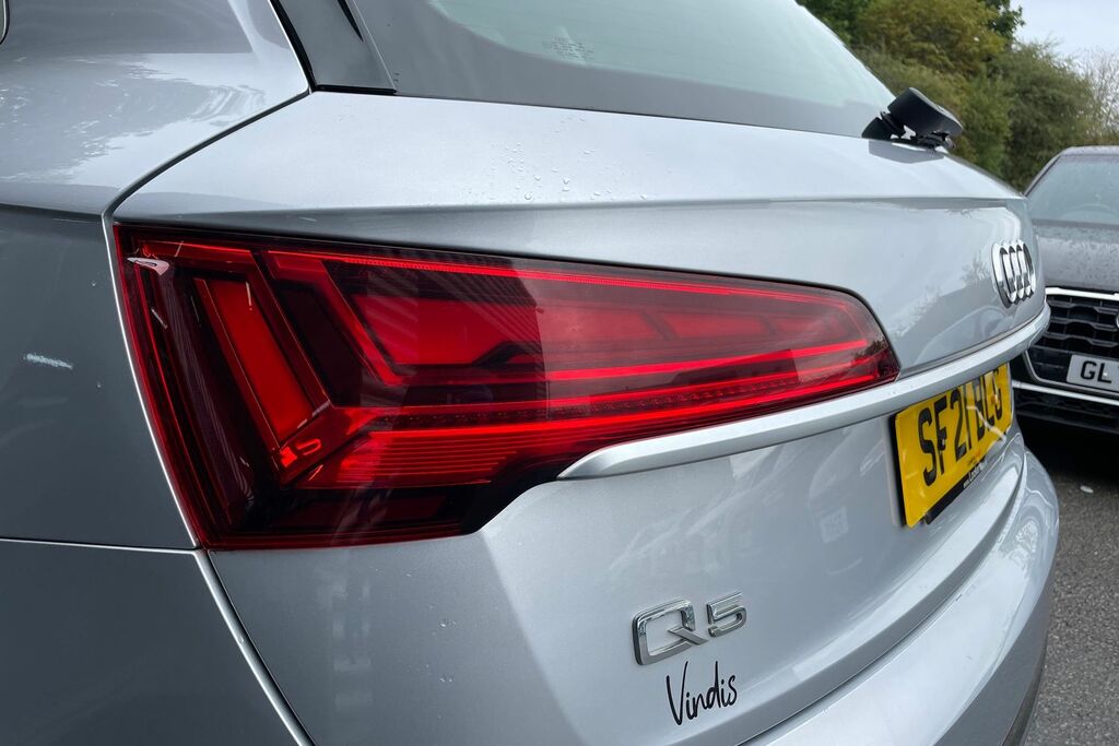 Audi Q5 Sportback Tfsi E Competition Quattro White #29