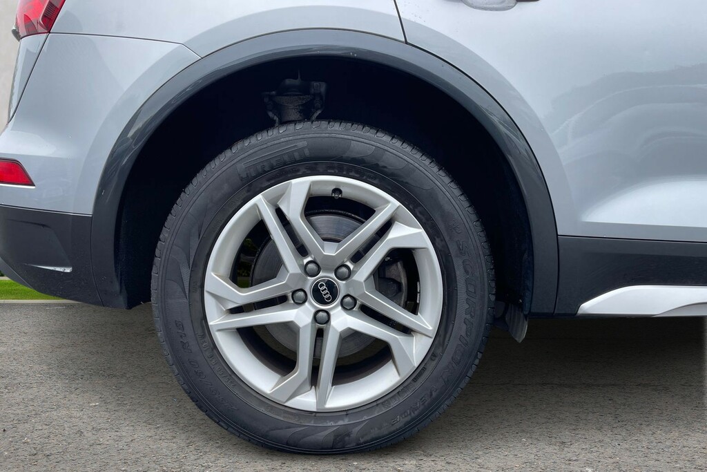 Audi Q5 Audi Q5 Sport 45 Tfsi Quattro 265 Ps S Tronic Silver #5