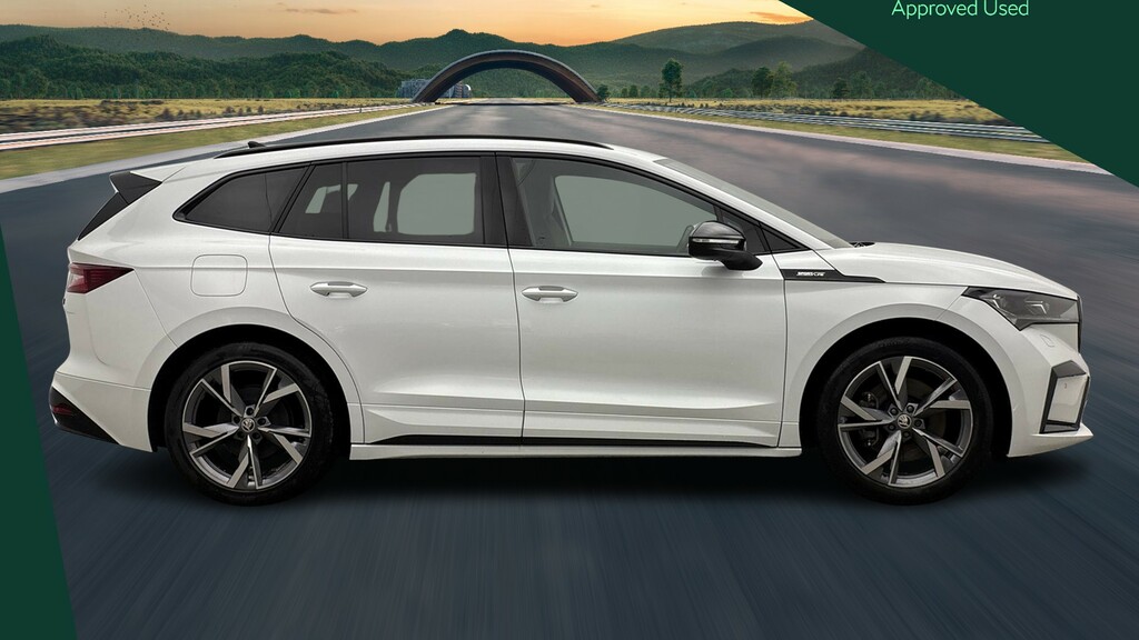 Skoda ENYAQ Skoda Enyaq IV 80X Sportline Plus 82 Kwh 265 Ps Si White #4