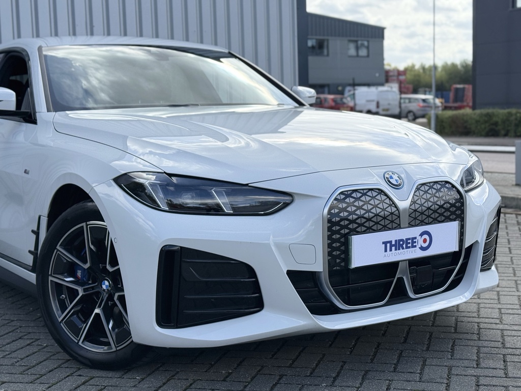 BMW i4 Bmw I4 Edrive40 M Sport White #3