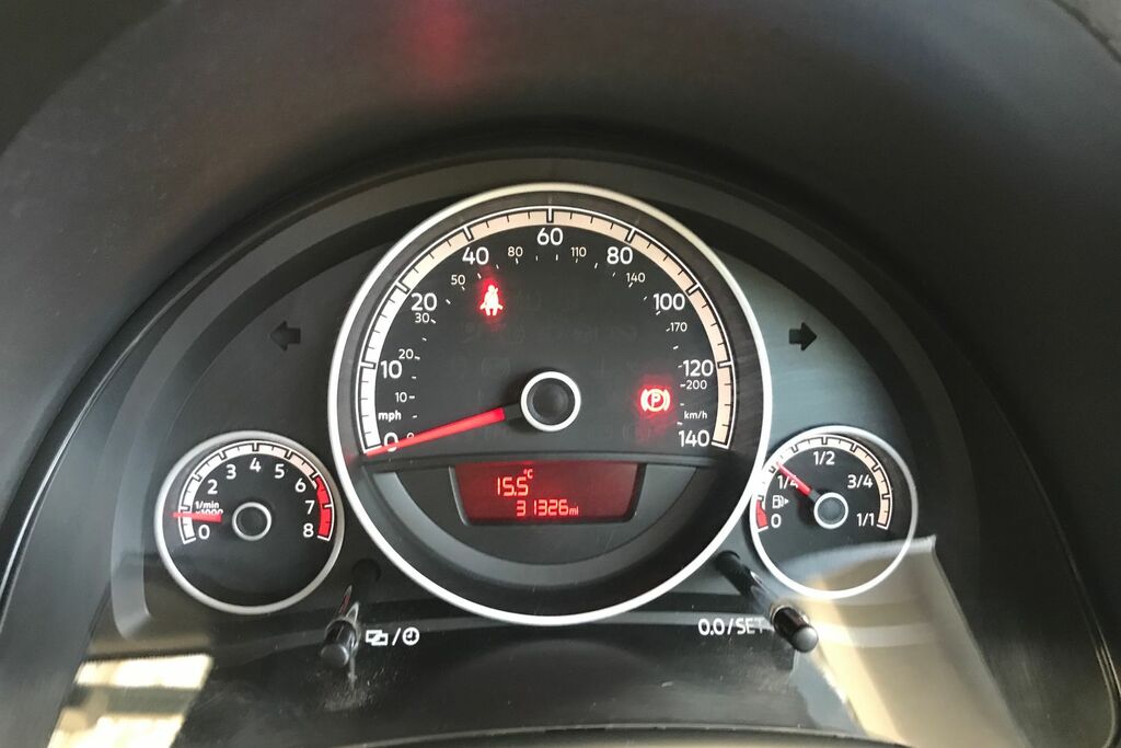 Volkswagen Up Up 1.0 Tsi 90Ps Beats #18