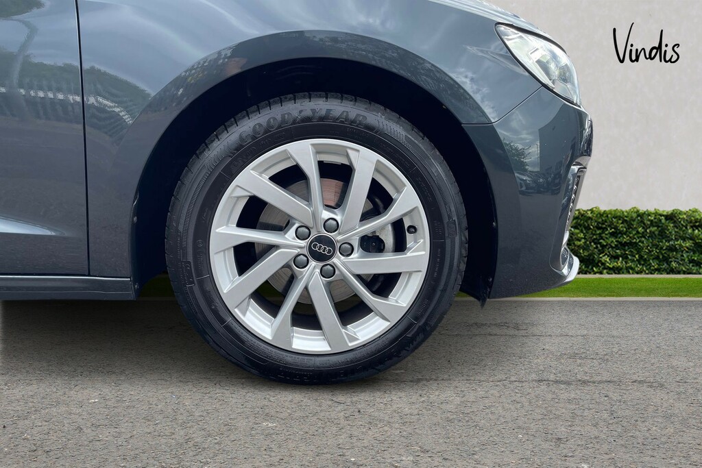 Audi A1 Audi A1 Sportback Sport 30 Tfsi 116 Ps 6-Speed Grey #5
