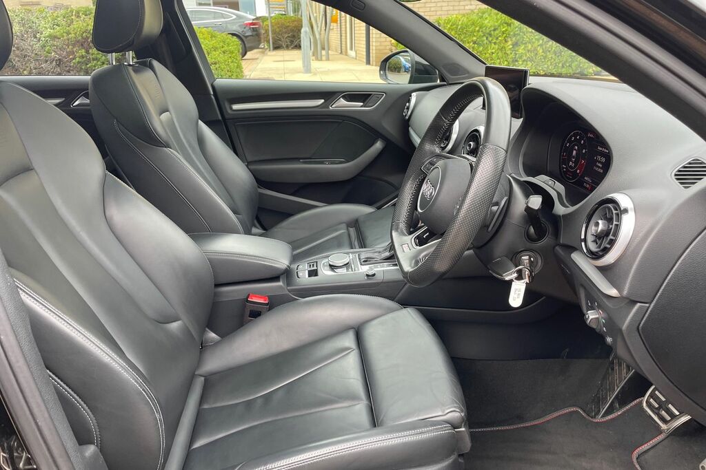 Audi A3 1.5 Tfsi Sport S Tronic Black #25